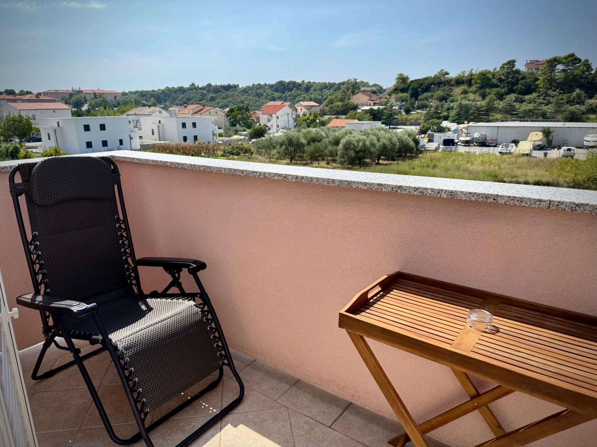 Apartments Maricic Rab Island Palit Exterior photo
