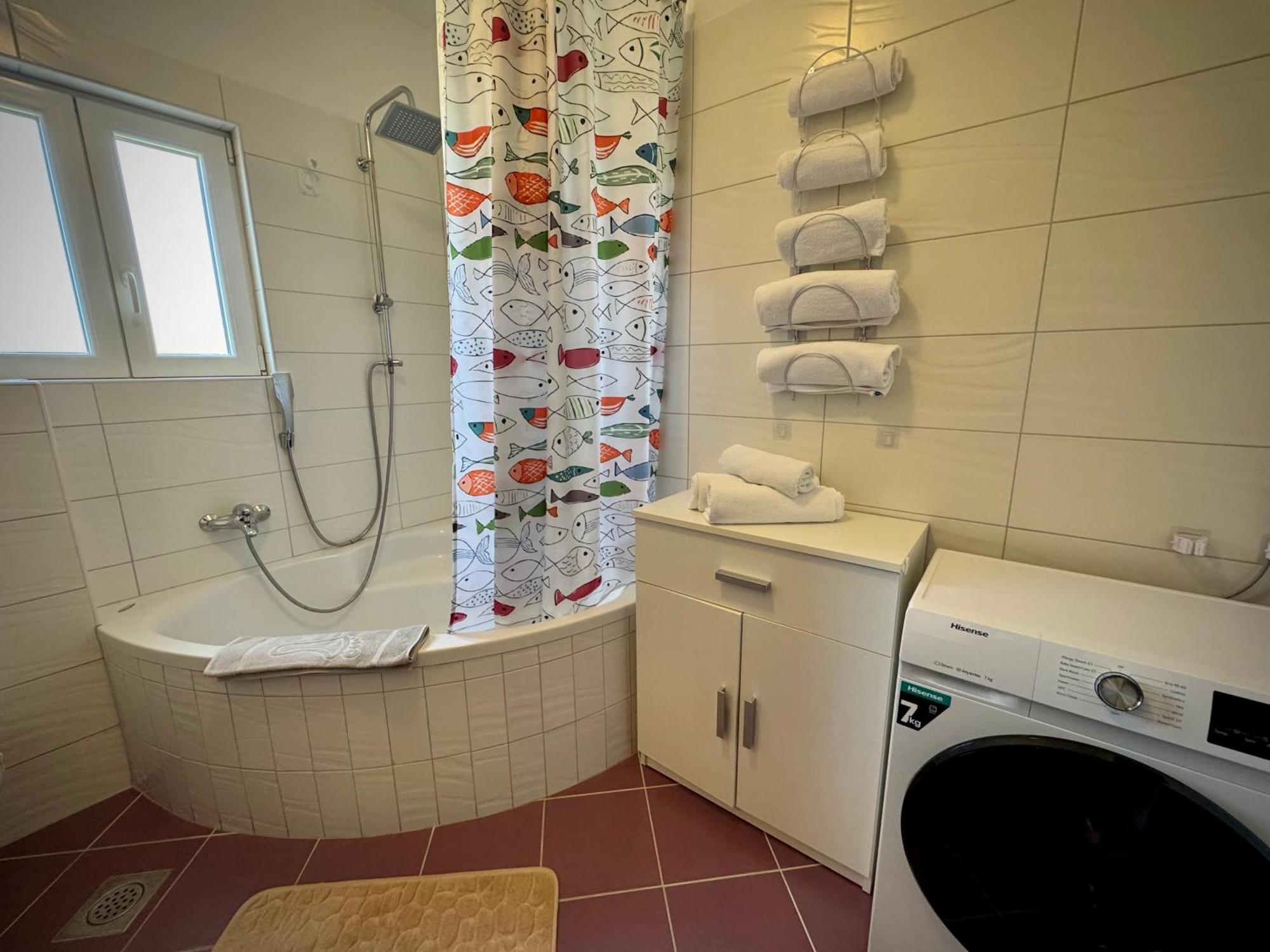 Apartments Maricic Rab Island Palit Exterior photo